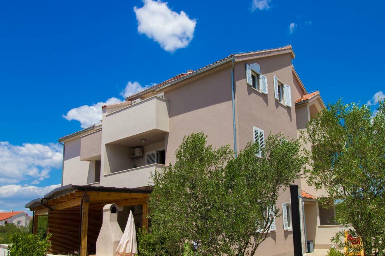 Apartmani Gnjidic Срима Экстерьер фото