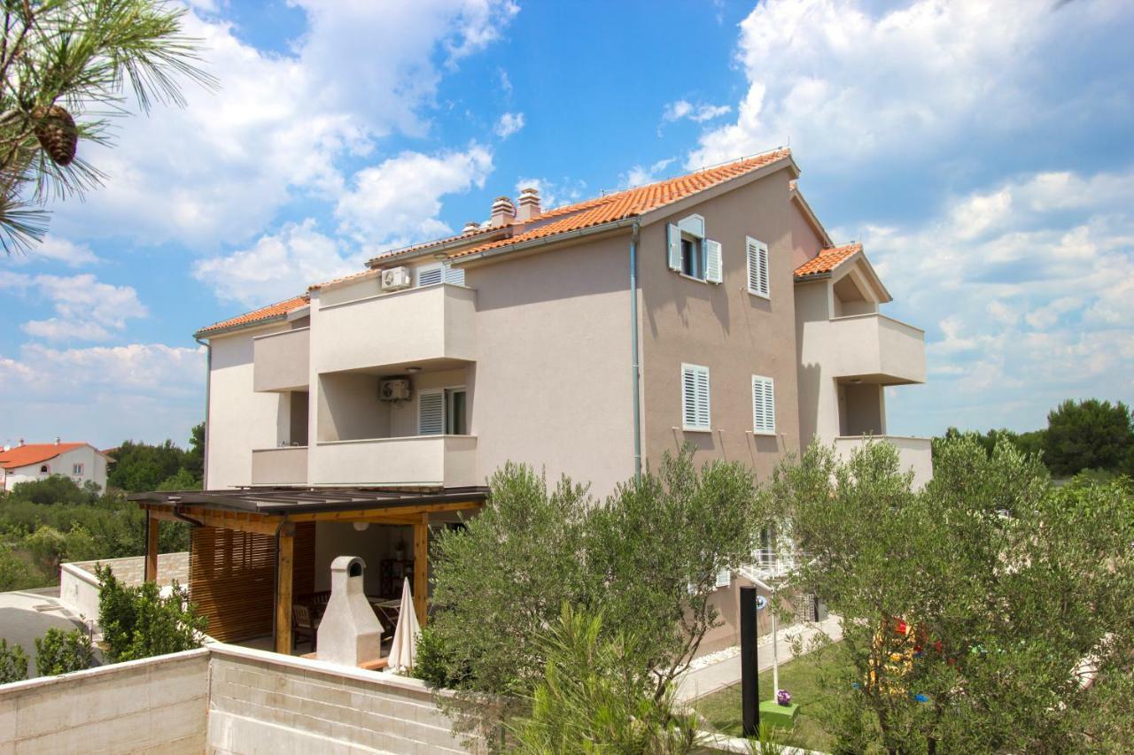 Apartmani Gnjidic Срима Экстерьер фото